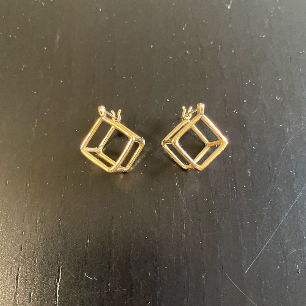 Gold earrings